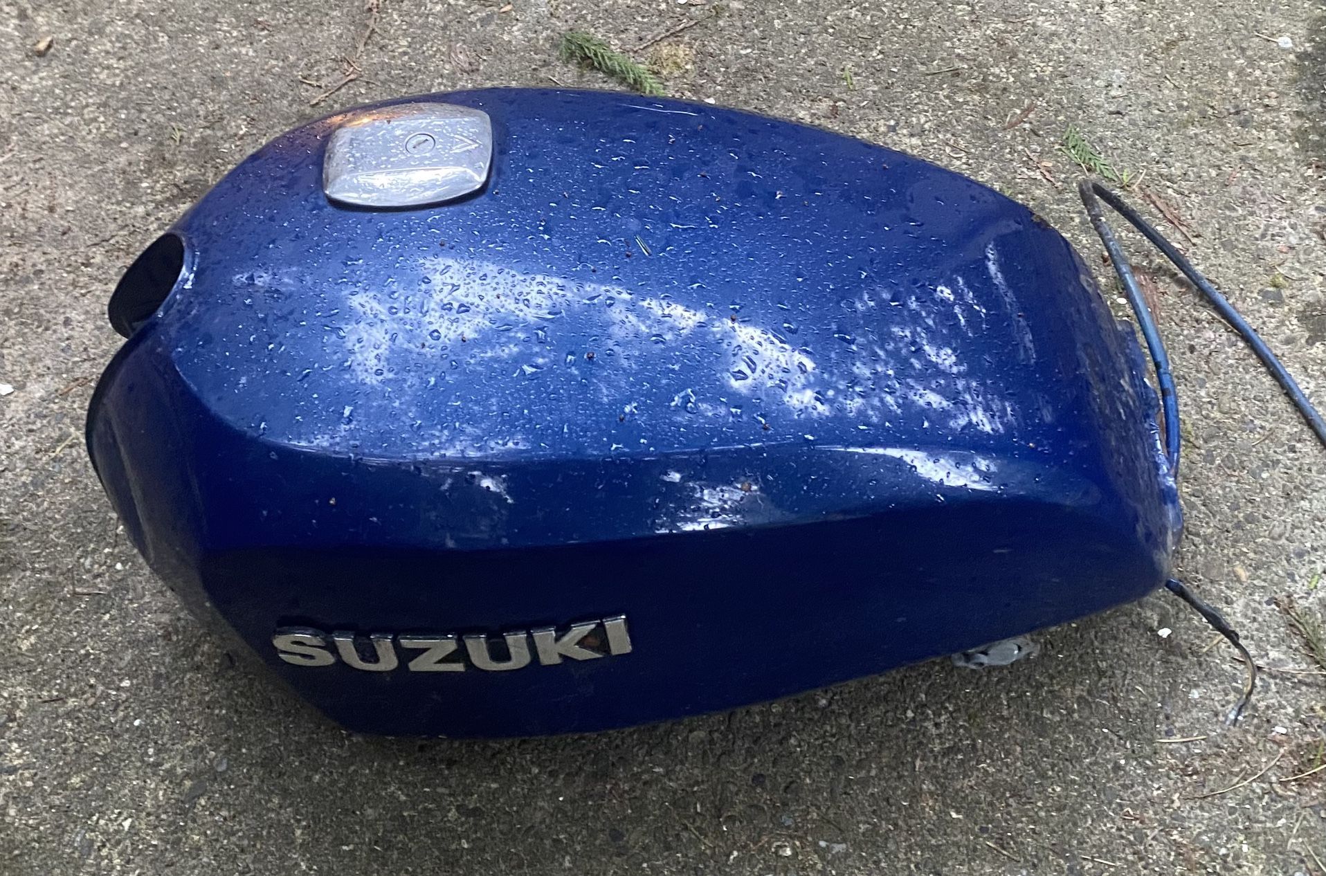 Gas Tank And Honda 750 4 Engine