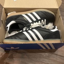 Black Samba OG Size 6.5 Men’s