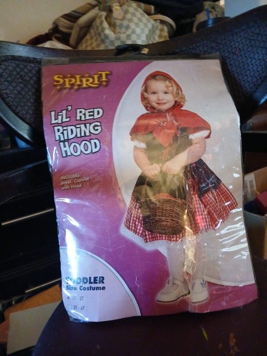 Lil Red Riding Hood