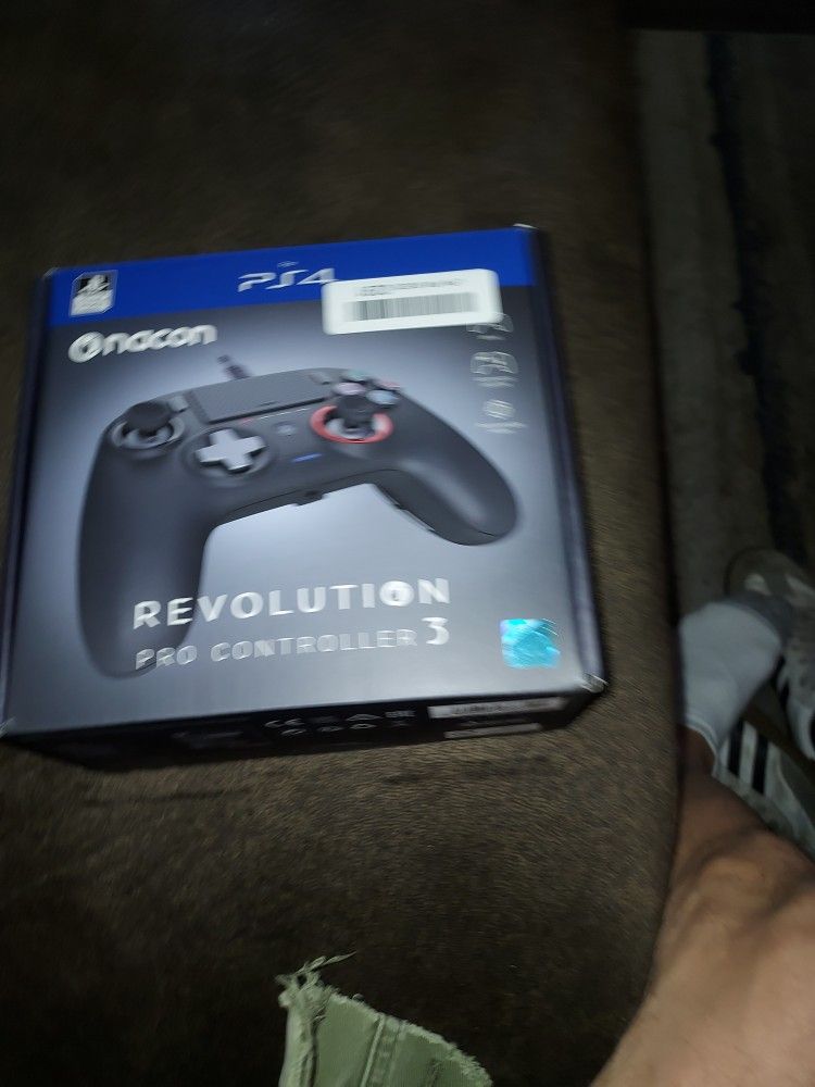 Nacon Revolution Pro Controller for PlayStation (PS4
