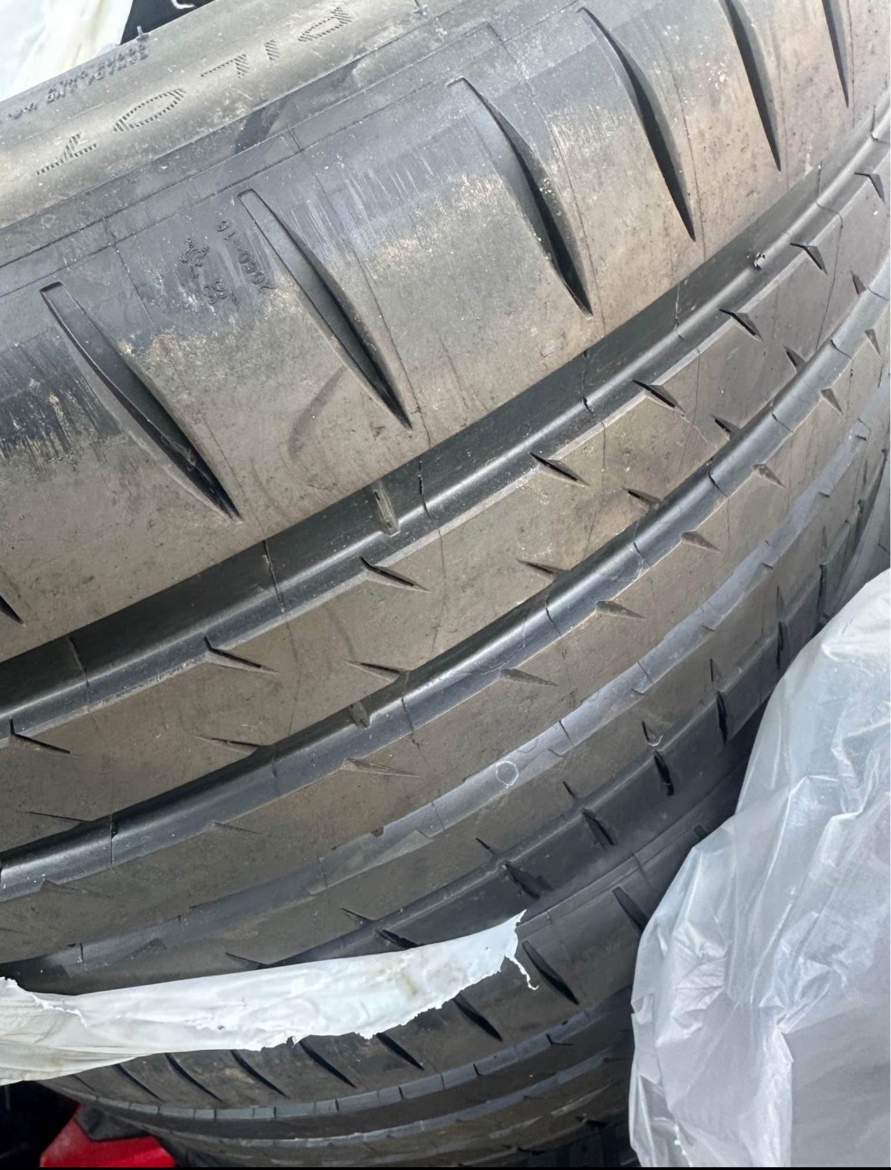285 40 ZR 22 Michelin 22” Tires. Set of 4