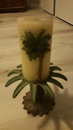 Palm tree holder and candle