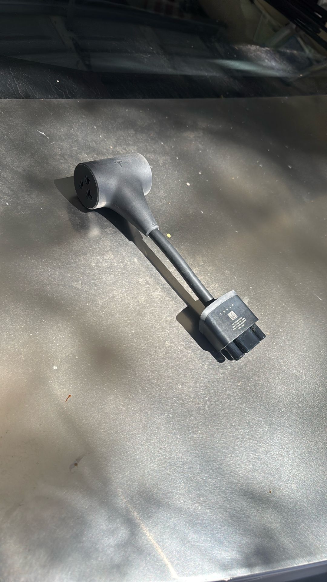 Tesla Bi Directional Outlet Adapter