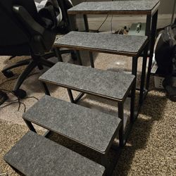 Brand New Pet Steps