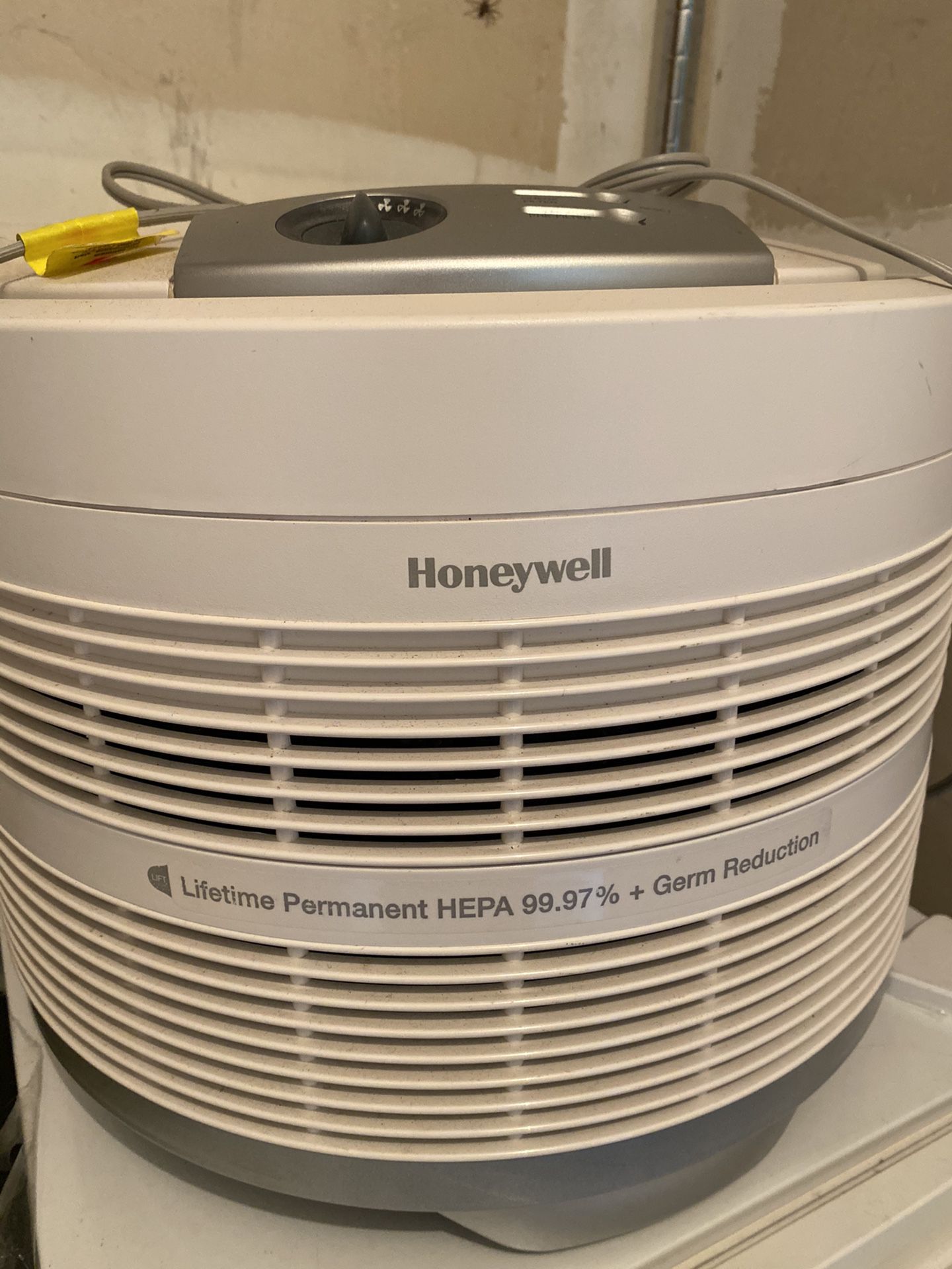 Honeywell 50250-S True HEPA Air Purifier