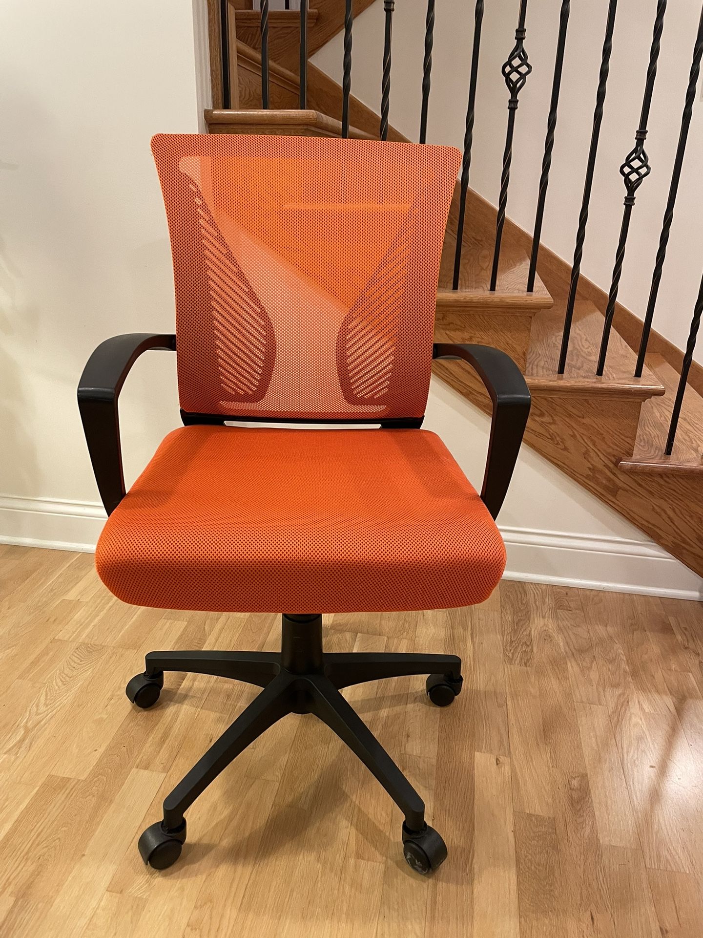 Office Chair Ergonomic Computer Desk Mesh Chair Mid Back Swivel Lumbar Support with Armrest