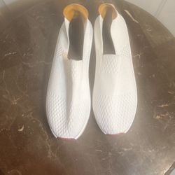 Unbranded Sneakers For Women Size 9 Color White.