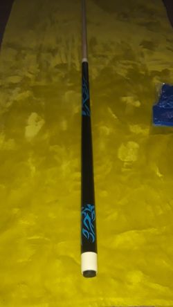Blue Flame Pool Cue and glove $120(NEW)