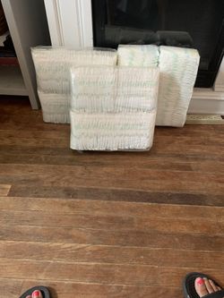 Kirkland Diapers Size 1, 192