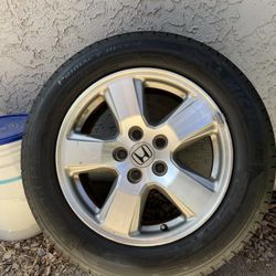 235/60R17 Honda Pilot OEM Alloy Wheel With Tire