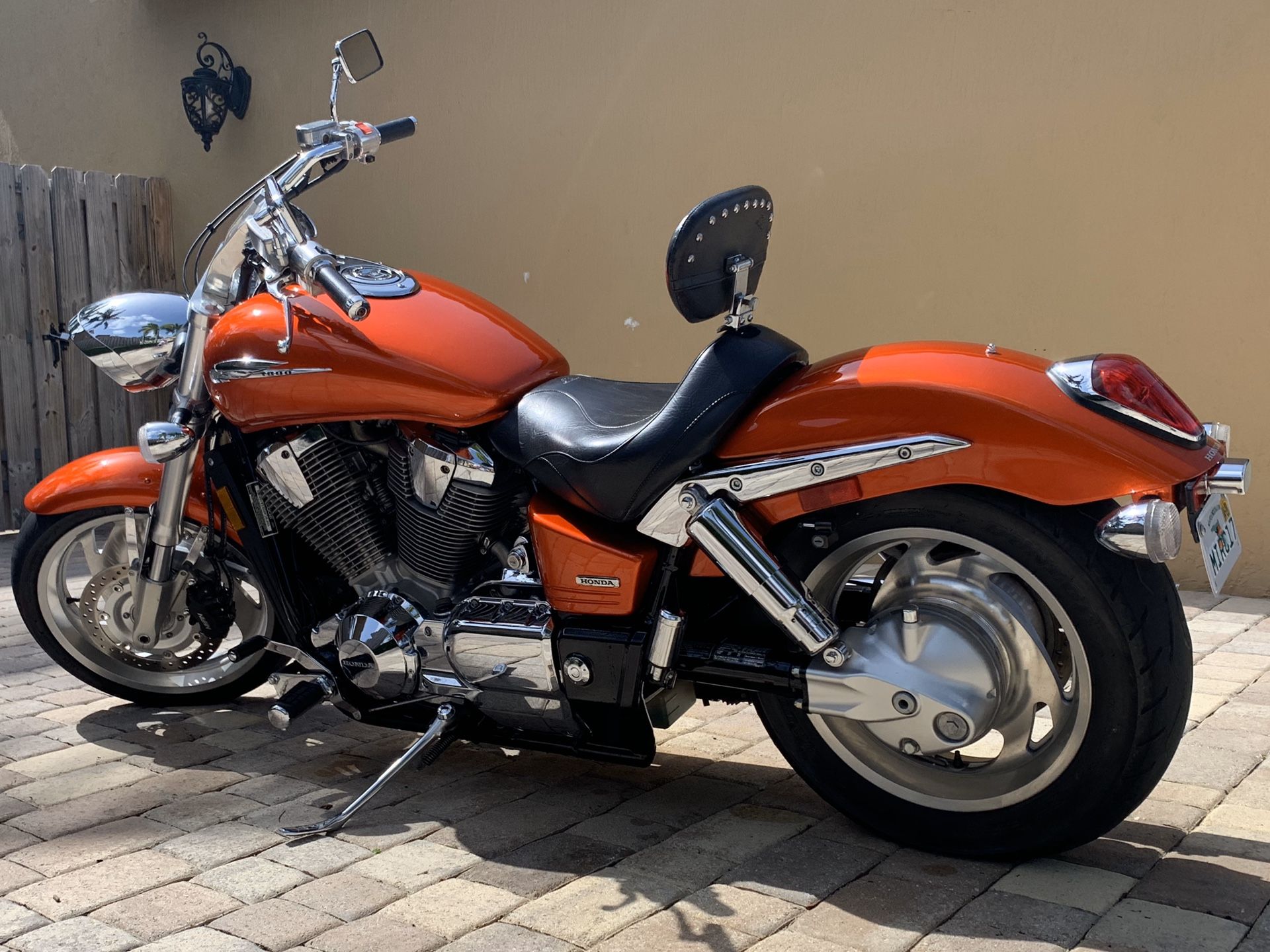 Honda VTX 1800C Only 2,678 Millas