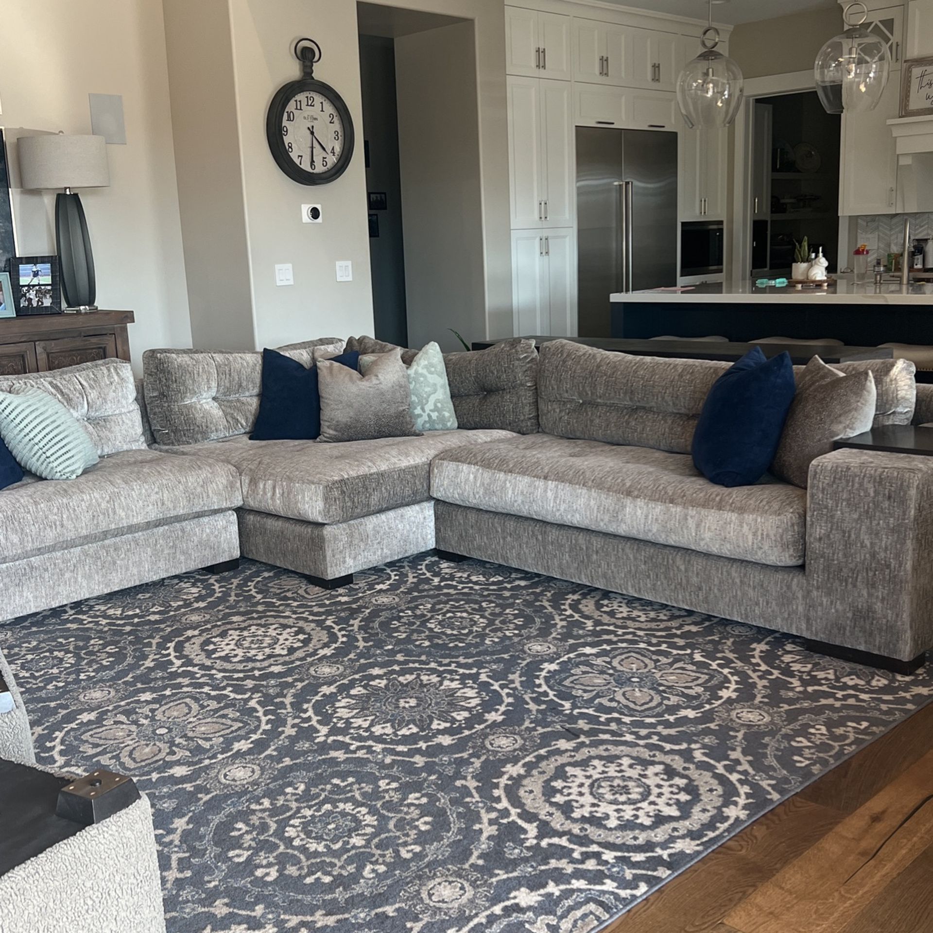 Large Sectional with Down Throw Pillows, Neutral Color