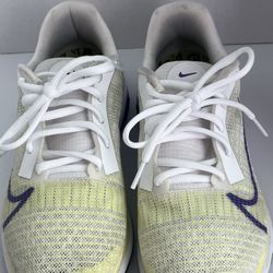 Nike Women Shoes 