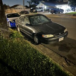 2000 Toyota Corolla