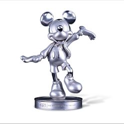 2023 D23 Disney 100 Years Mickey Mouse Leader Of The Club Milestone Statue