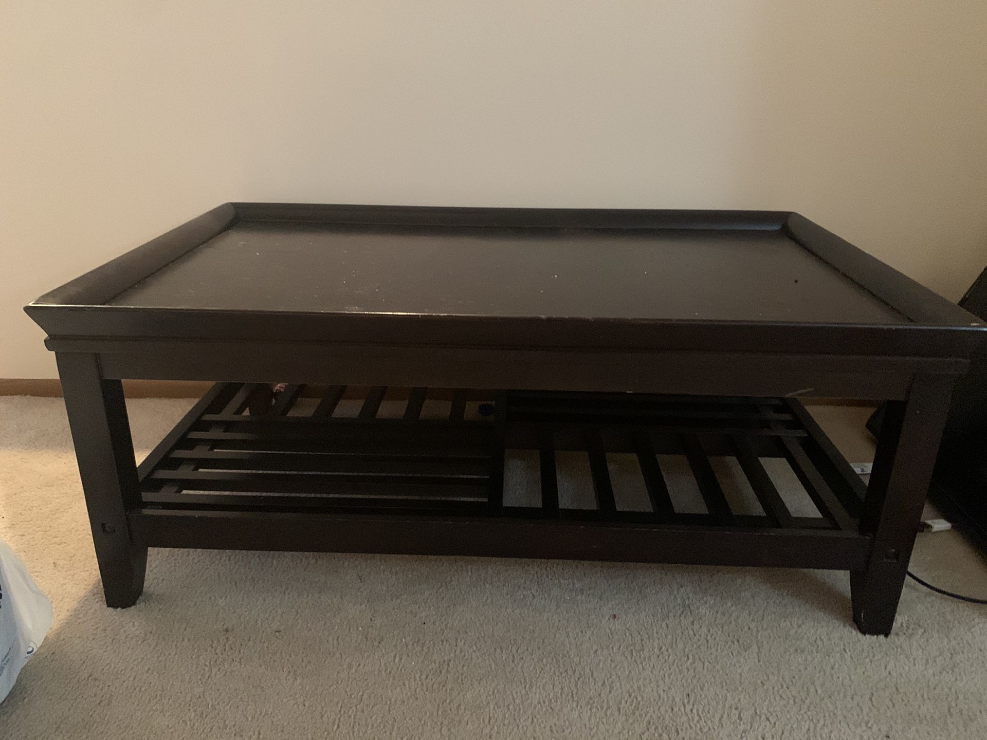Coffee table & end table set