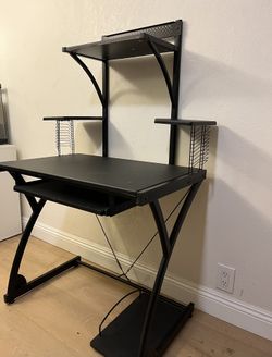 Multilevel Workstation Desk (Read Description)