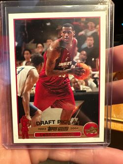 Lebron james rookie card (gold)