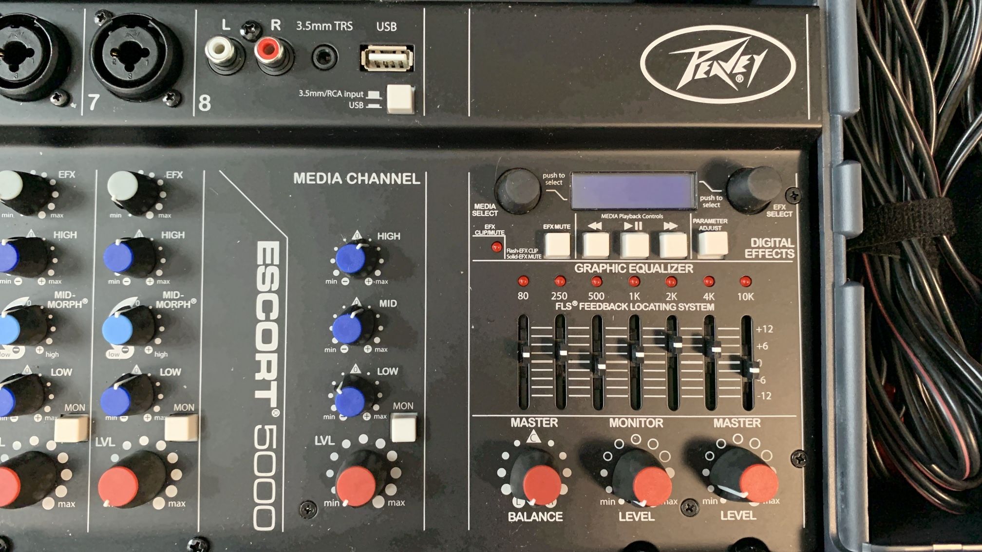 Peavey Escort 5000 500W All-in-One Portable PA System with FX
