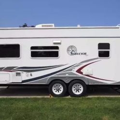 2006 Forest River Surveyor