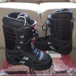 VANS MANTRA TRI-FIT mens/teens 8 OR womens 9 snowboard boots worn once