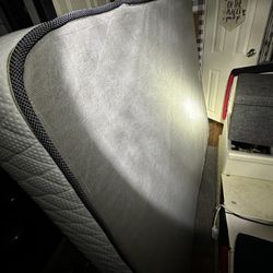 Clean, Newer RV Mattress.