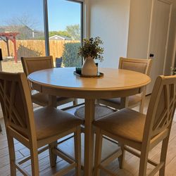 Farmhouse Counterheight kitchen table and chairs