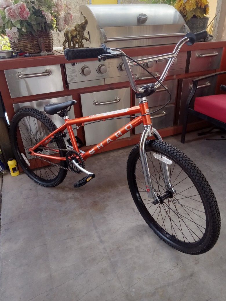 24 " BMX BIKE HARO SHREDDER TIRES SIZE 24
