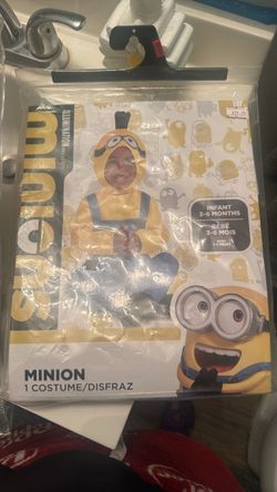 Minion costume