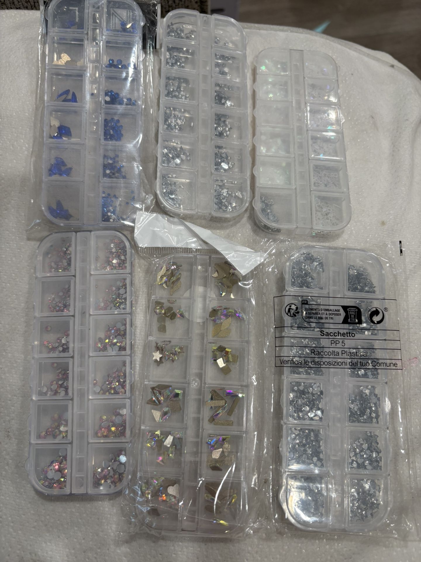 nail rhinestones