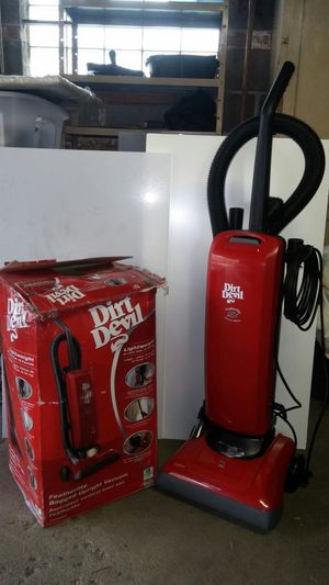 Dirt Devil Featherlite Bagged Vacuum For In Niles Il Offerup Dirt Devil Featherlite Bagged Vacuum