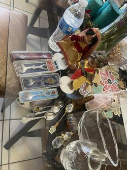 Figuras Y Cucharas 