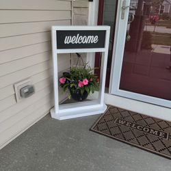 Hanging Flower Basket Stand With Welcome Sign