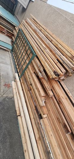 Outside Plywood And 2x4