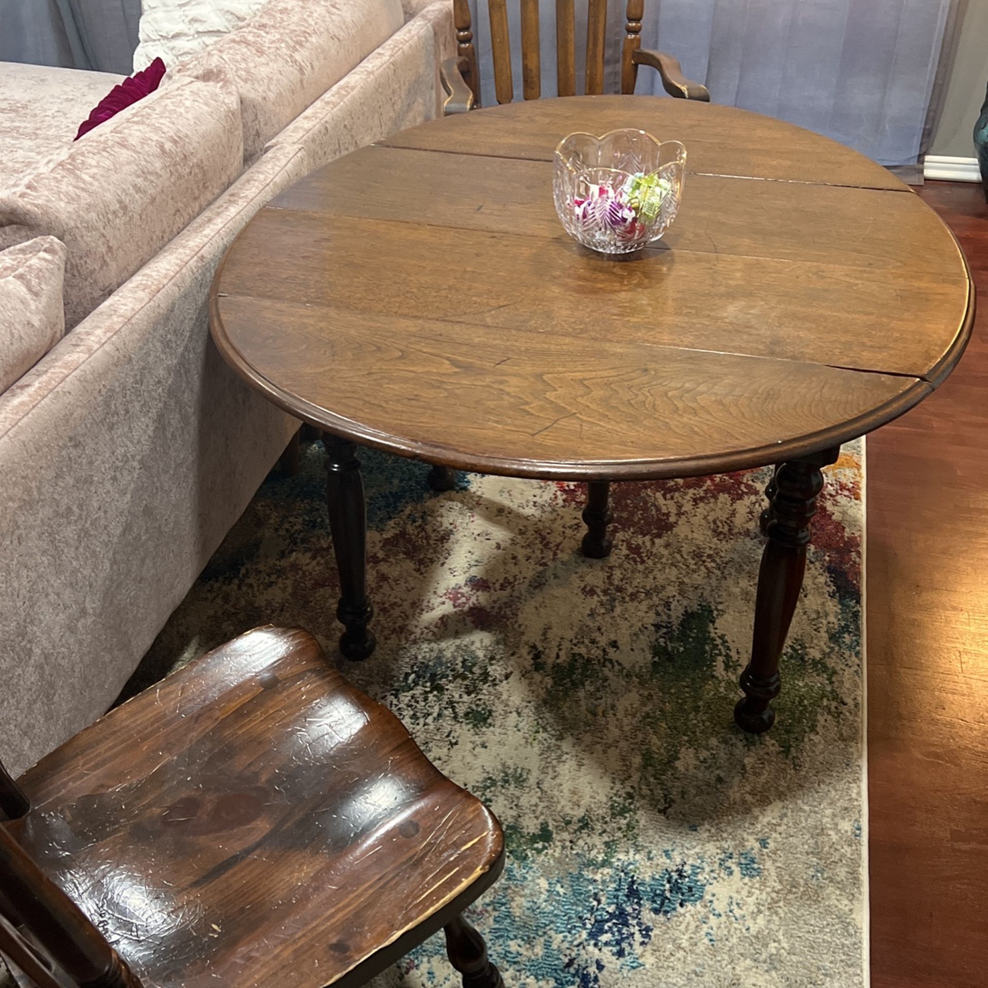 Vintage Dropleaf Table And Chairs
