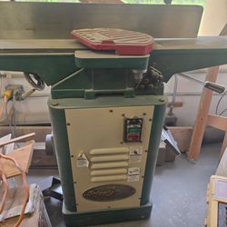 Grizzly 6" Jointer G0654 with mobile base