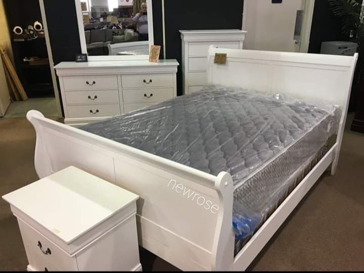 $40 Down Payment⚡️Finance🆒️ 
Anarasia White Sleigh Bedroom Set
/ Bed, Dresser, Mirror, Nightstand 