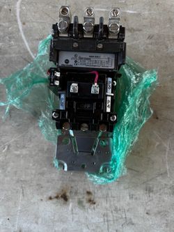 Allen-Bradley 500F-COD930.  C