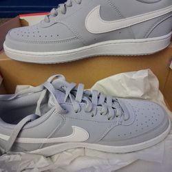 Nike Court 
