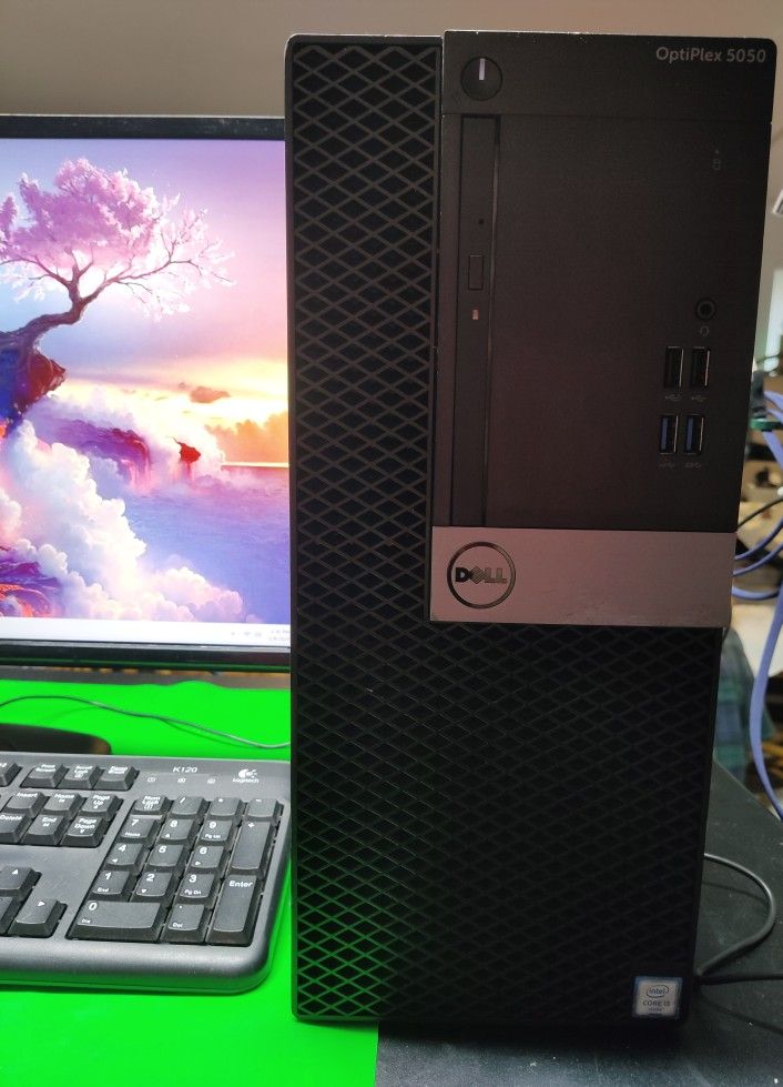 Fast 3.7ghz Dell optiplex,16gb ram,sdd,win 11,office 2021,wifi,monitor, full setup!