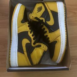 Jordan 1  Size 5