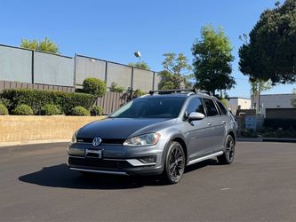 2017 Volkswagen Golf Alltrack