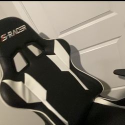 White And Black  S-racer Gaming Chair