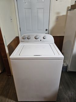 WHIRLPOOL WASHER GOOD CONDITION LARGE CAPACITY HEAVY DUTY DELIVERY AVAILABLE FOR EXTRA FEE WE DO REPAIRS 