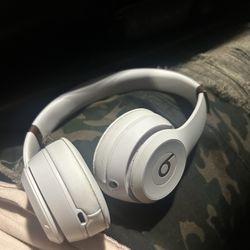 Beats Solo 4