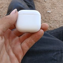 Airpods Gen 2 