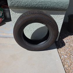 225/65R17 Tire