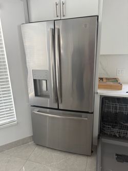 GE Stainless Steel French Door Refrigerator