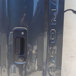 2016 to 2023 Toyota Tacoma Tailgate