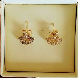 $6 Gold Plated Palm Earrings 